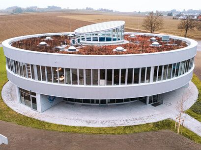 Un hogar para la innovación: Minitube inaugura su nueva sede central