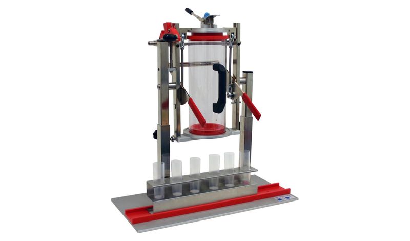 Manual boar semen dispenser