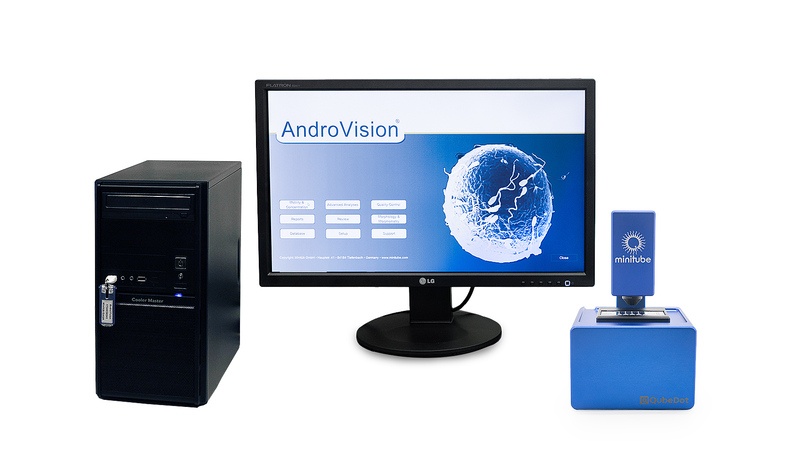 AndroVision® MiniQube, with PC and monitor