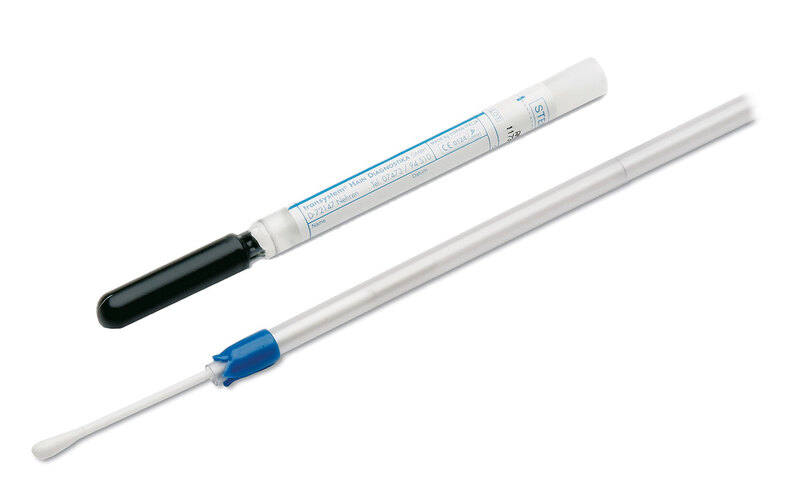 Uterus culture swab with AMIES medium